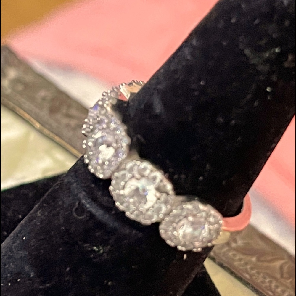 Diamonique 5 Round Cut Stone w/ Halo Ring, Sterling Silver.  Pre- owned.